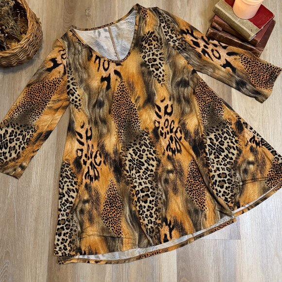 Womens Leopard Print V-Neckline Swing Style 3/4 Sleeve Flare Tunic Top - Picture 2 of 8